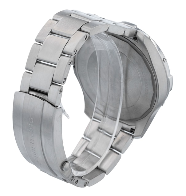 Breitling Avenger Automatic GMT 44 A32320 Image 3